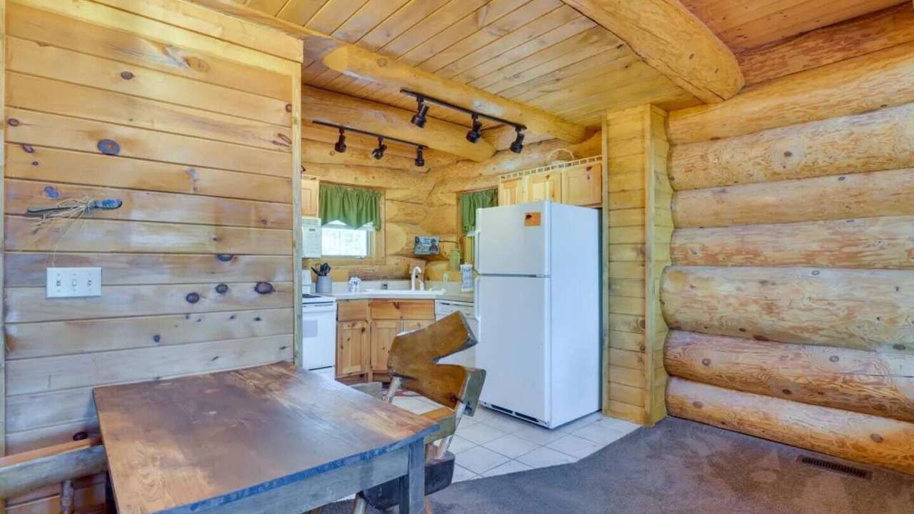Photo of Kitchen in White Oak Lodge