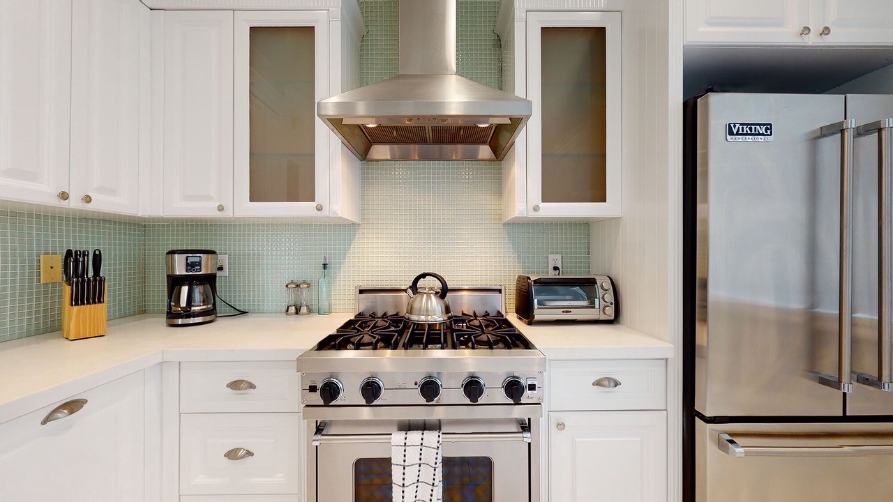Photo of Kitchen in Pico - Robertson