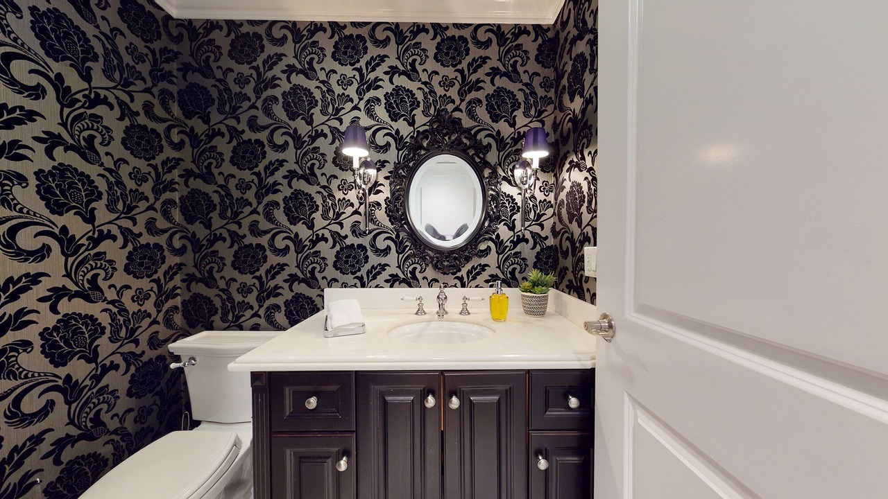 Photo of Bathroom in Pico - Robertson