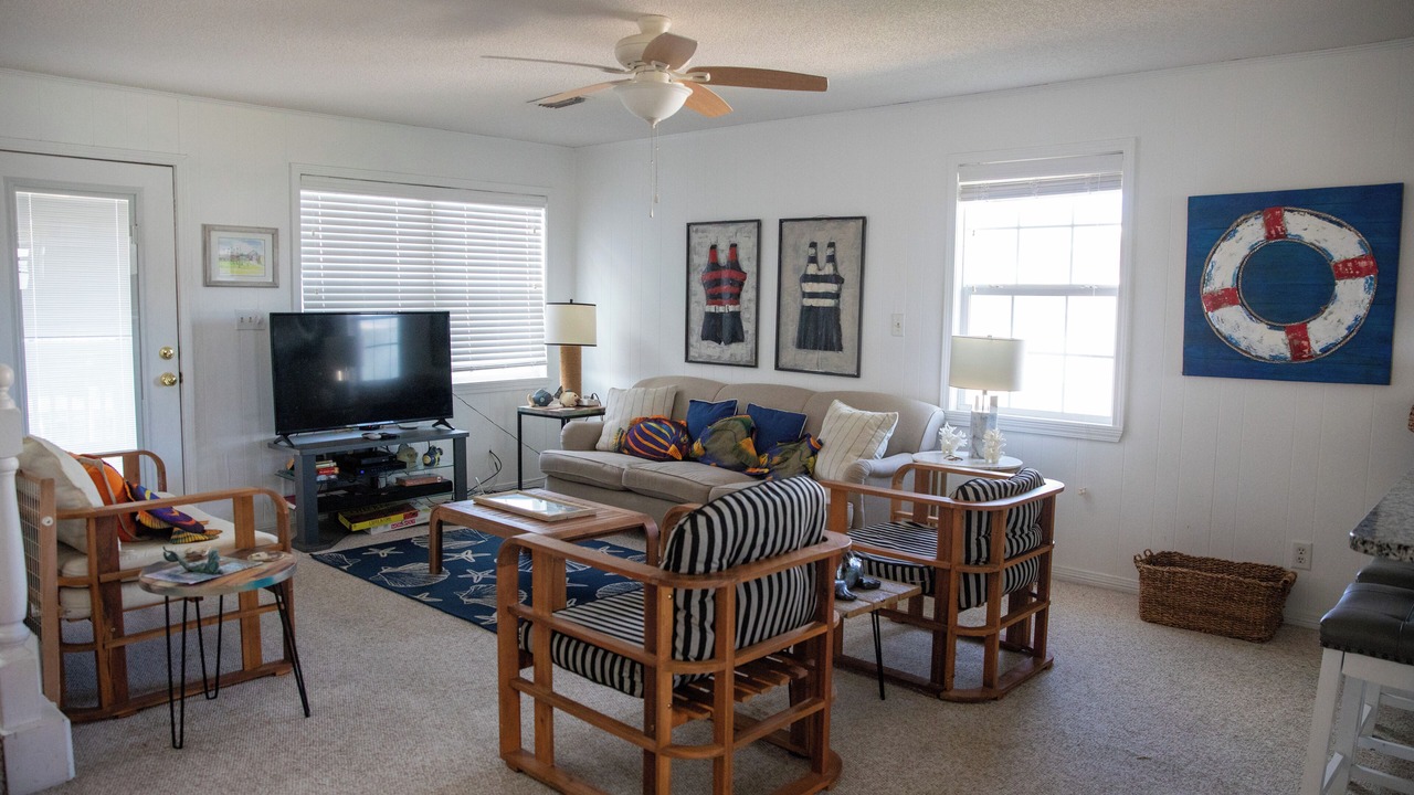 Photo of Livingroom in Silver Cay