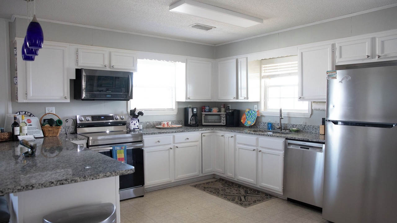 Photo of Kitchen in Silver Cay
