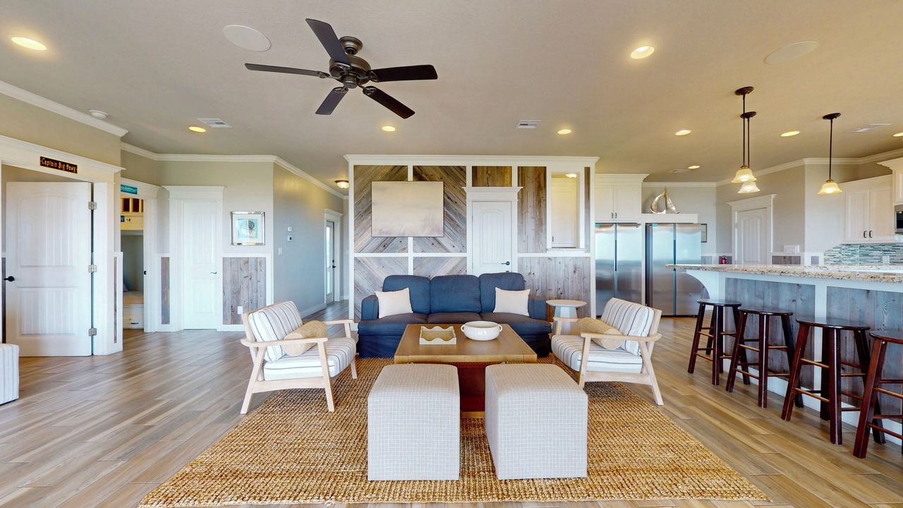 Photo of Livingroom in Crystal Beach