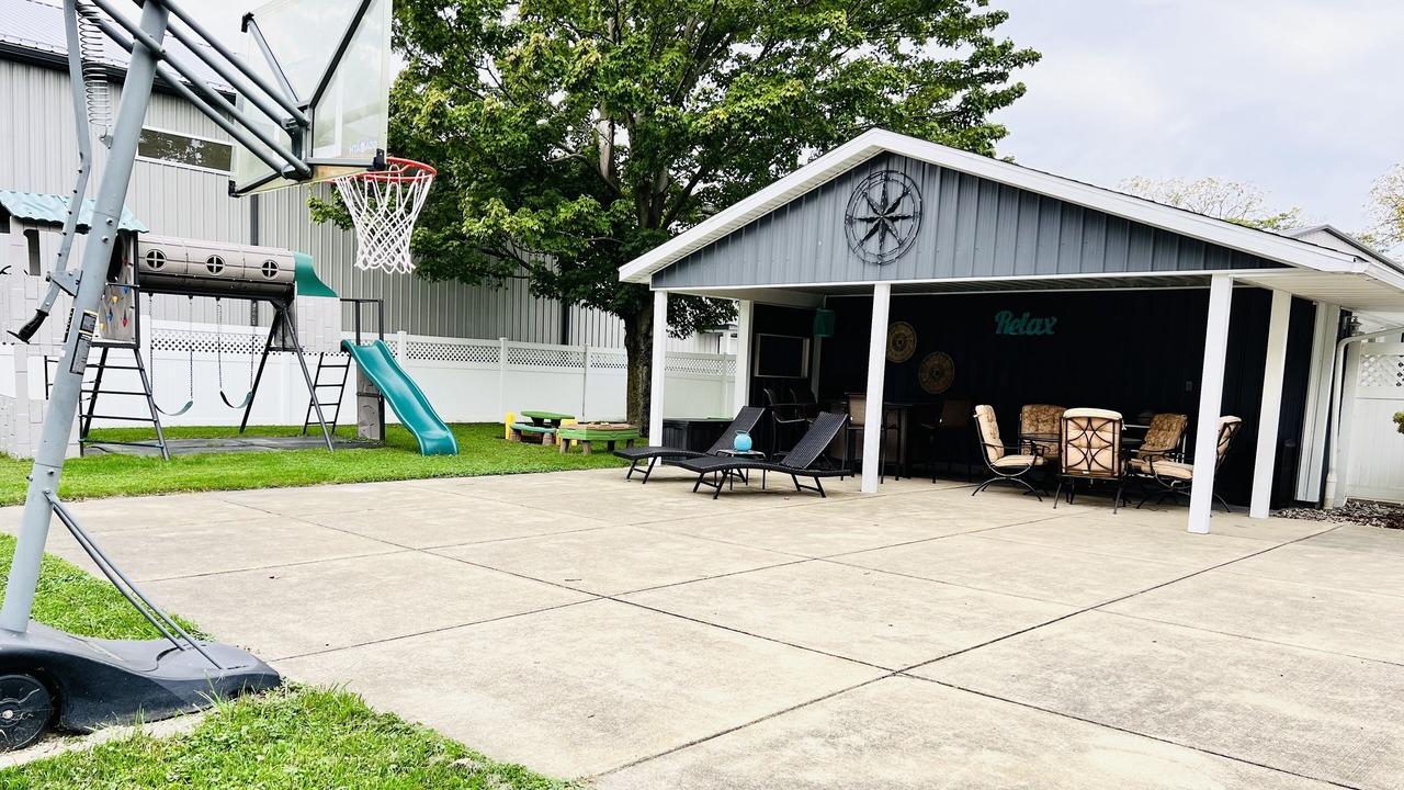 Photo of Outdoor in Huron