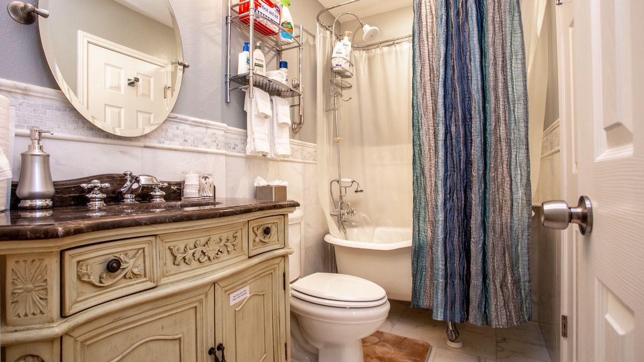 Photo of Bathroom in Wells Branch