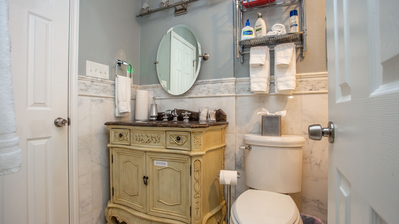 Photo of Bathroom in Wells Branch
