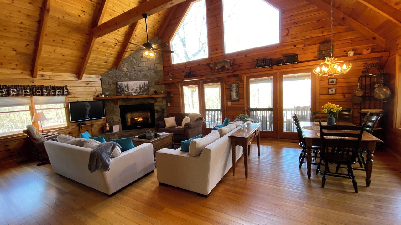 Photo of Livingroom in Morganton