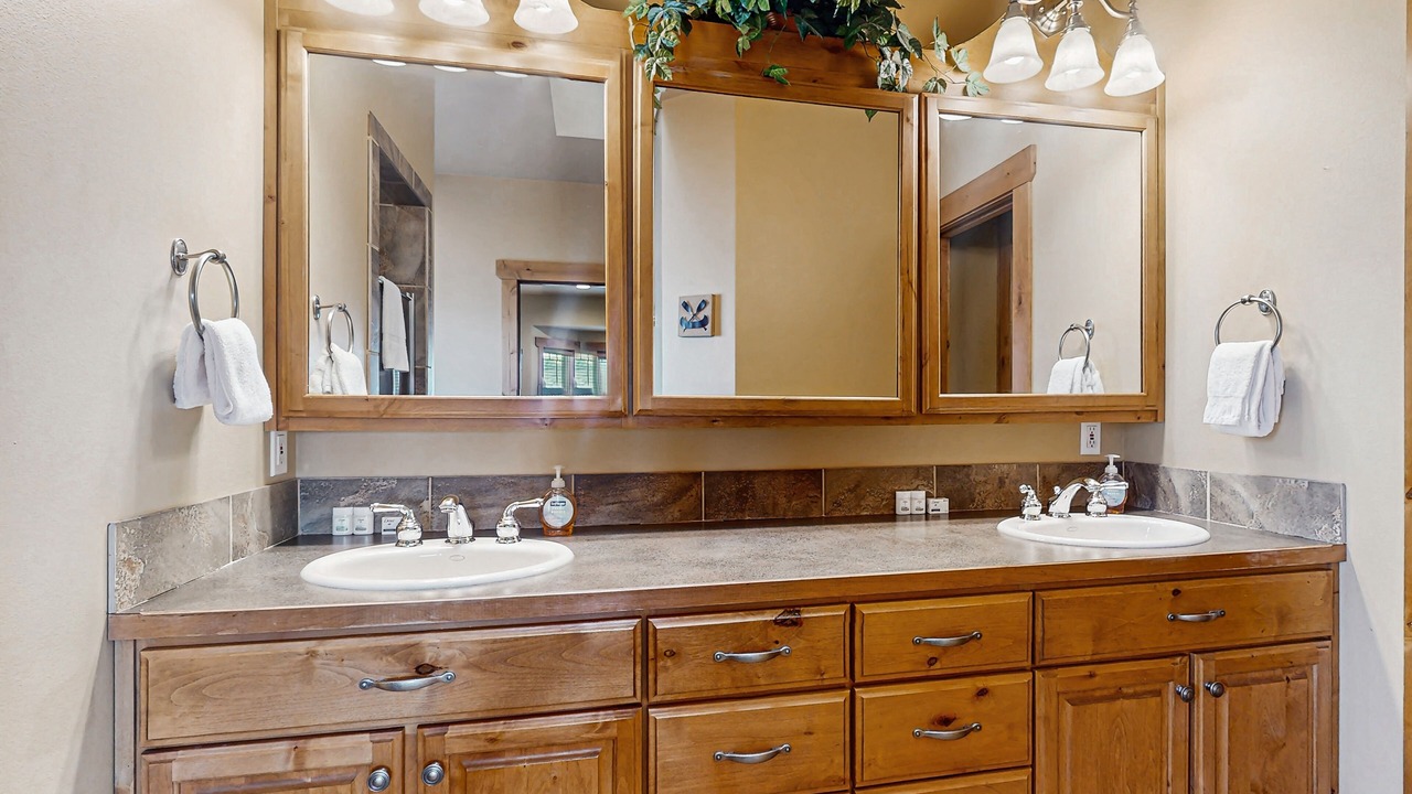 Photo of Bathroom in Ardenvoir