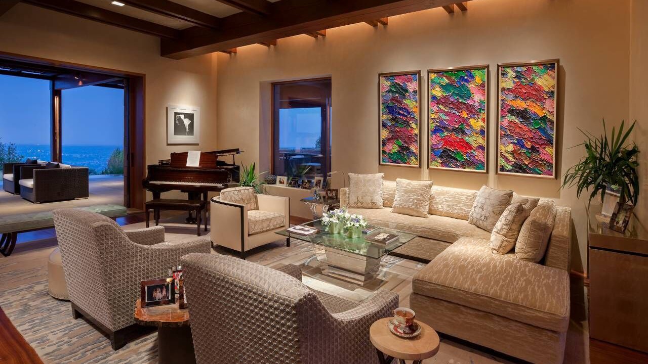 Photo of Livingroom in North Hills