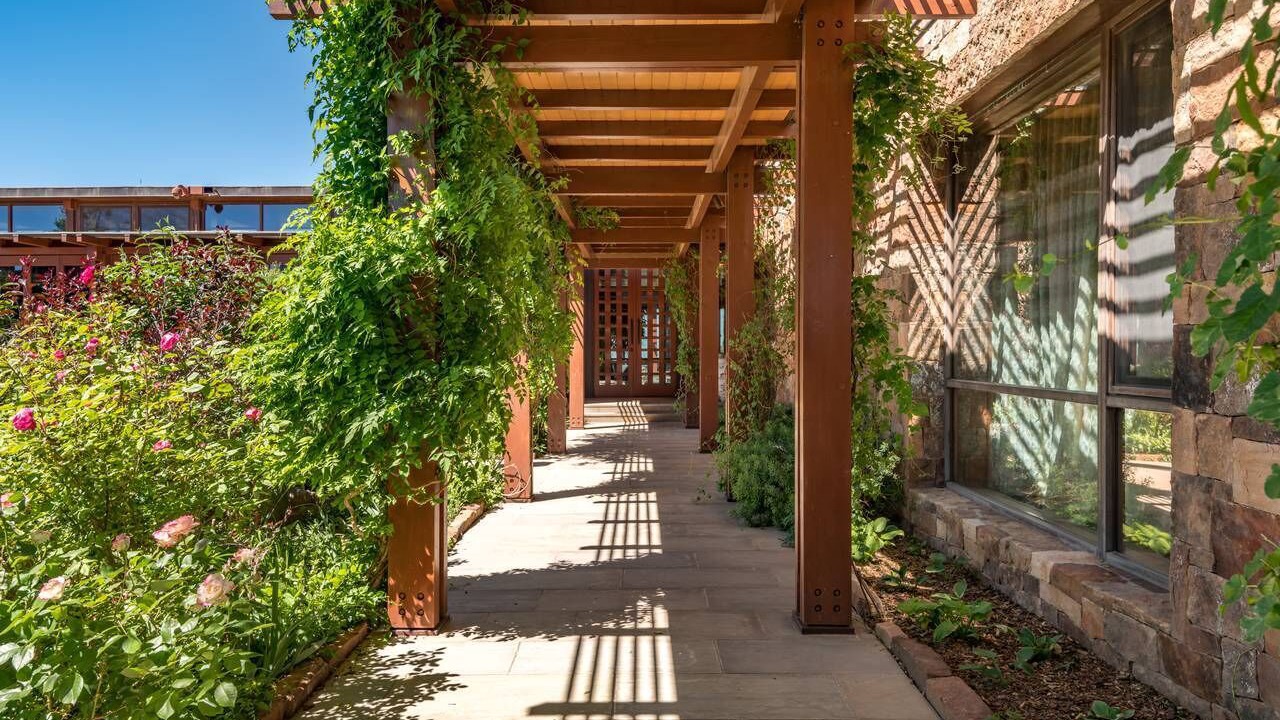 Photo of Outdoor in North Hills