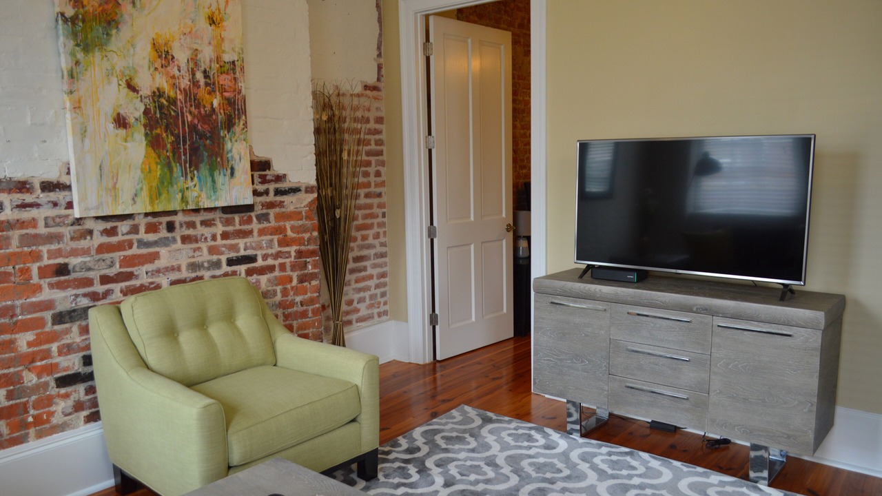 Photo of Bedroom in Arts/Warehouse District
