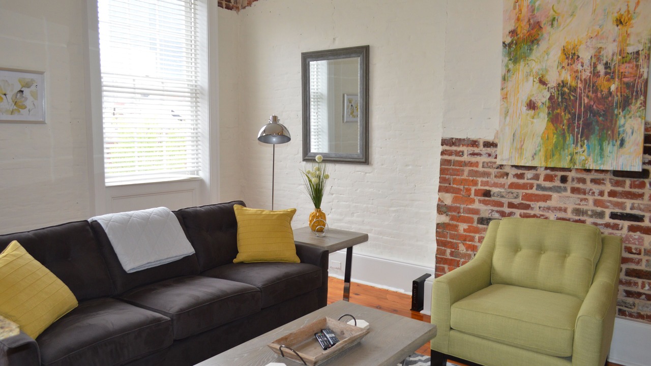 Photo of Bedroom in Arts/Warehouse District