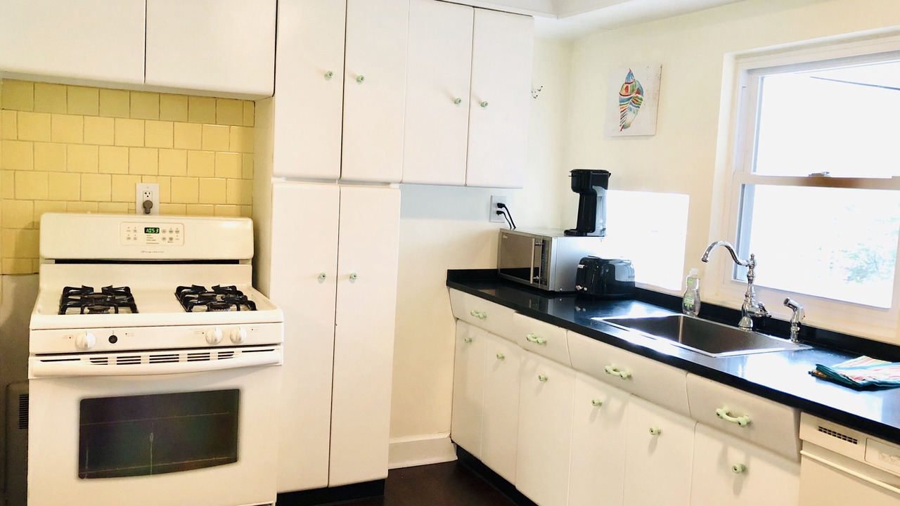 Photo of Kitchen in Cleveland Circle