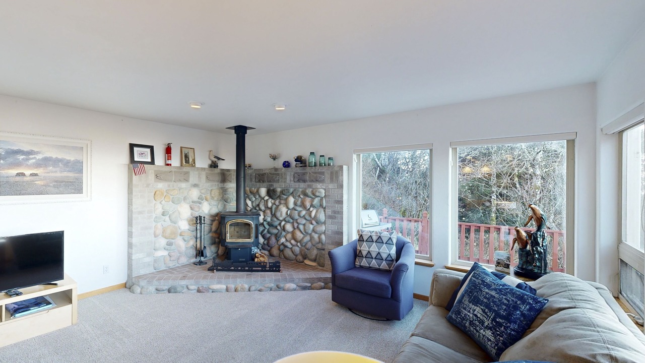 Photo of Livingroom in Rockaway Beach