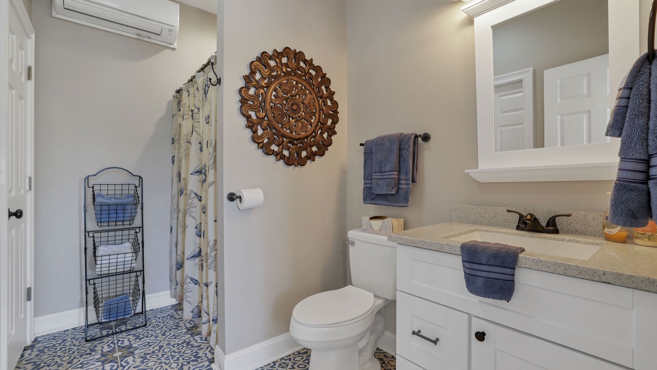 Photo of Bathroom in Buckeye Lake