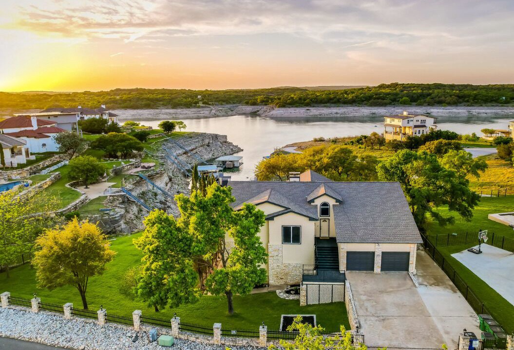 Photo of Outdoor in Highland Lake Estates