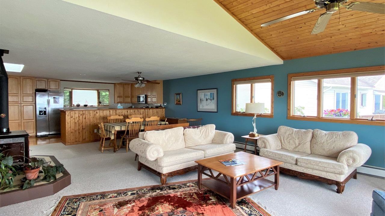 Photo of Livingroom in St Ignace