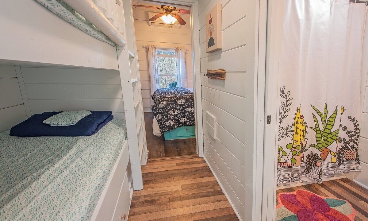 Photo of Bedroom in Lookout Valley Neighborhood Association