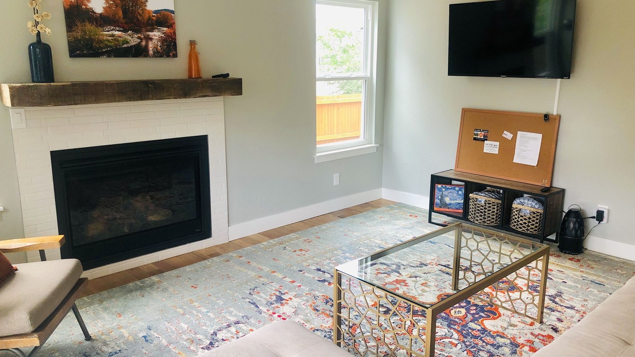 Photo of Livingroom in Columbine Knolls