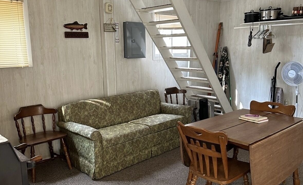 Photo of Livingroom in Wetmore