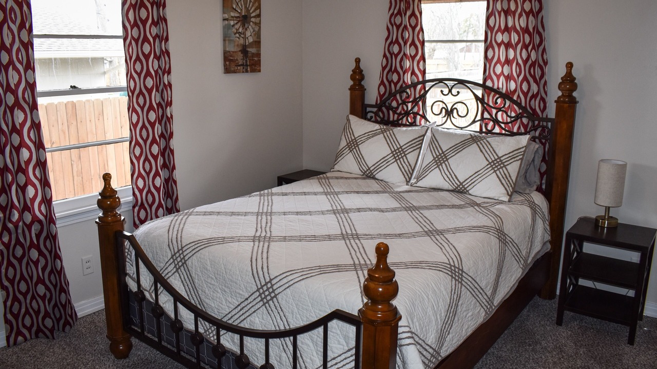 Photo of Bedroom in Canyon