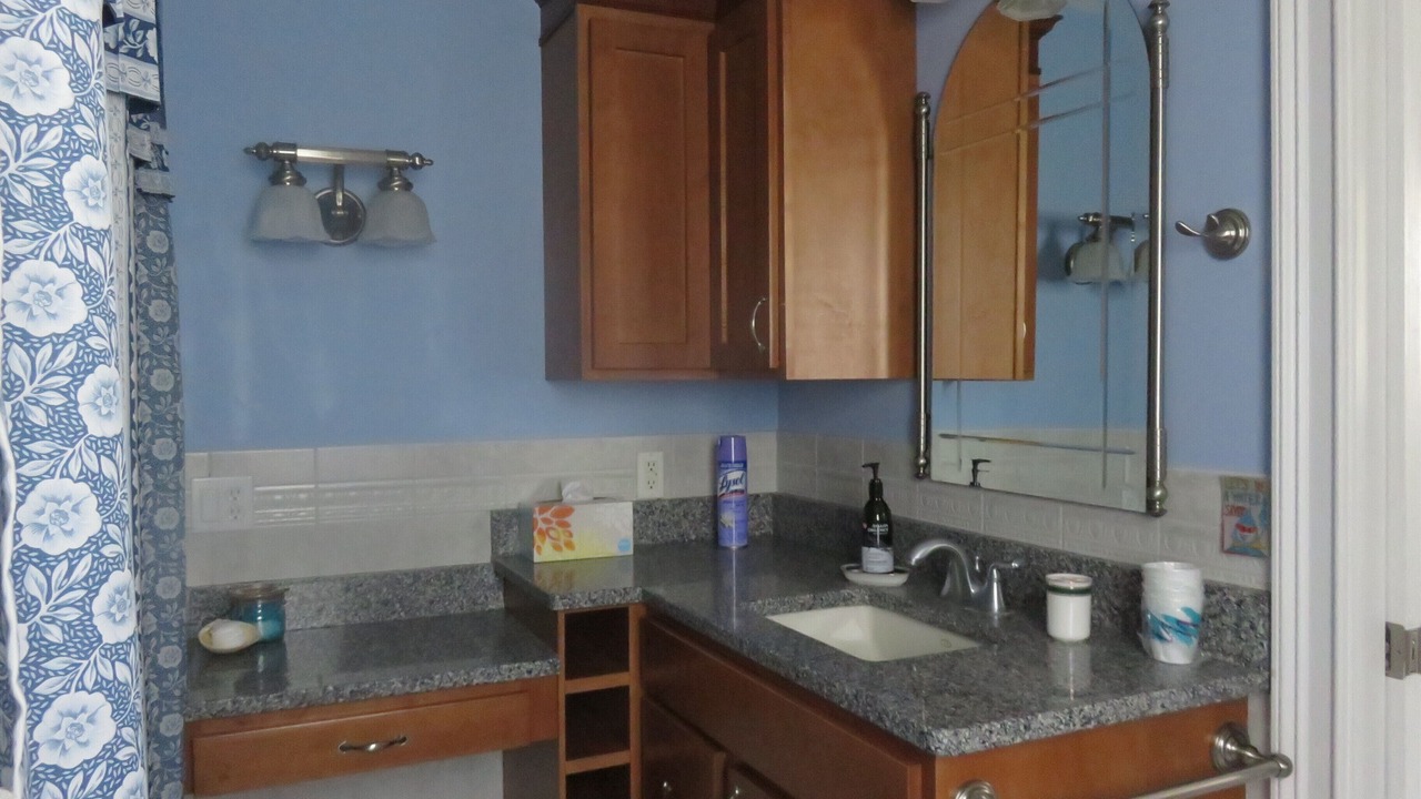 Photo of Bathroom in Hancock