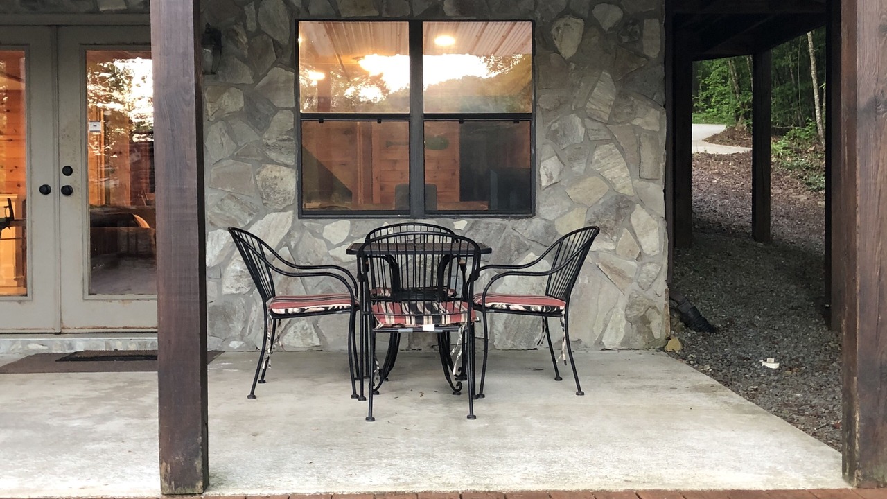 Photo of Outdoor in Morganton