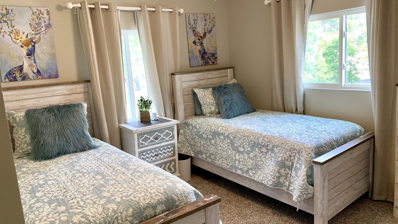 Photo of Bedroom in Pleasant Valley