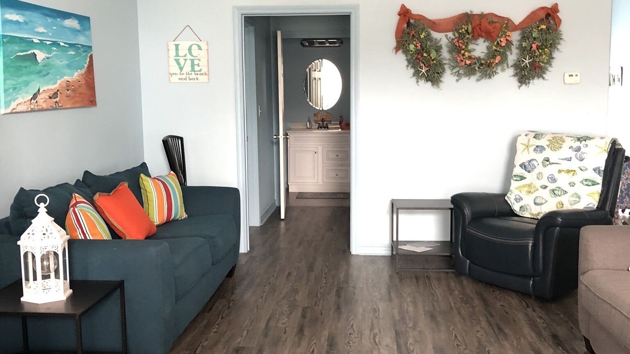 Photo of Livingroom in North Beach