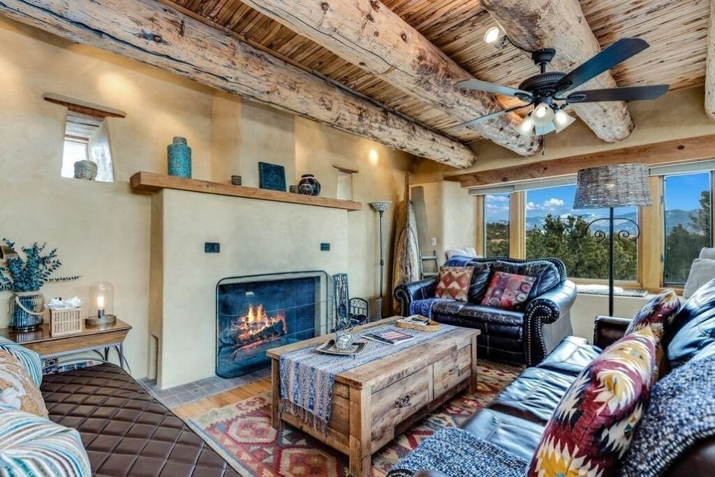 Photo of Livingroom in Santa Fe