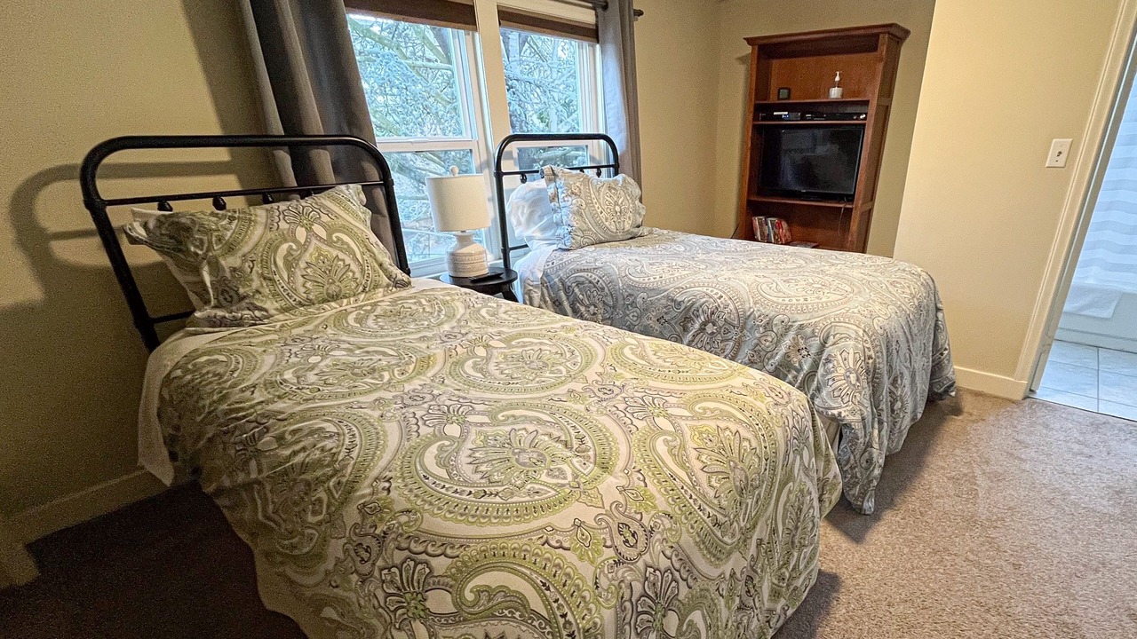 Photo of Bedroom in Green Lake
