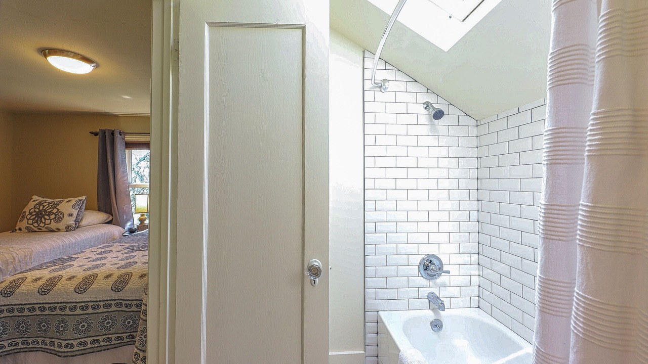 Photo of Bathroom in Green Lake