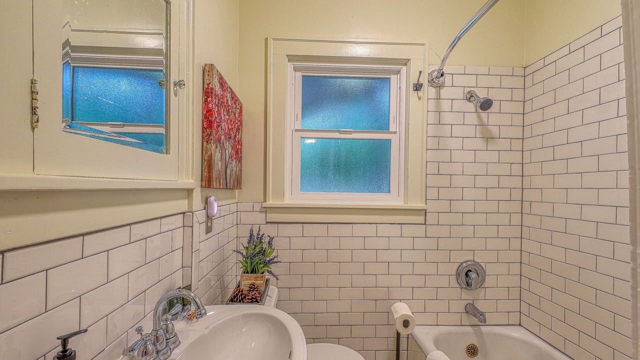 Photo of Bathroom in Green Lake