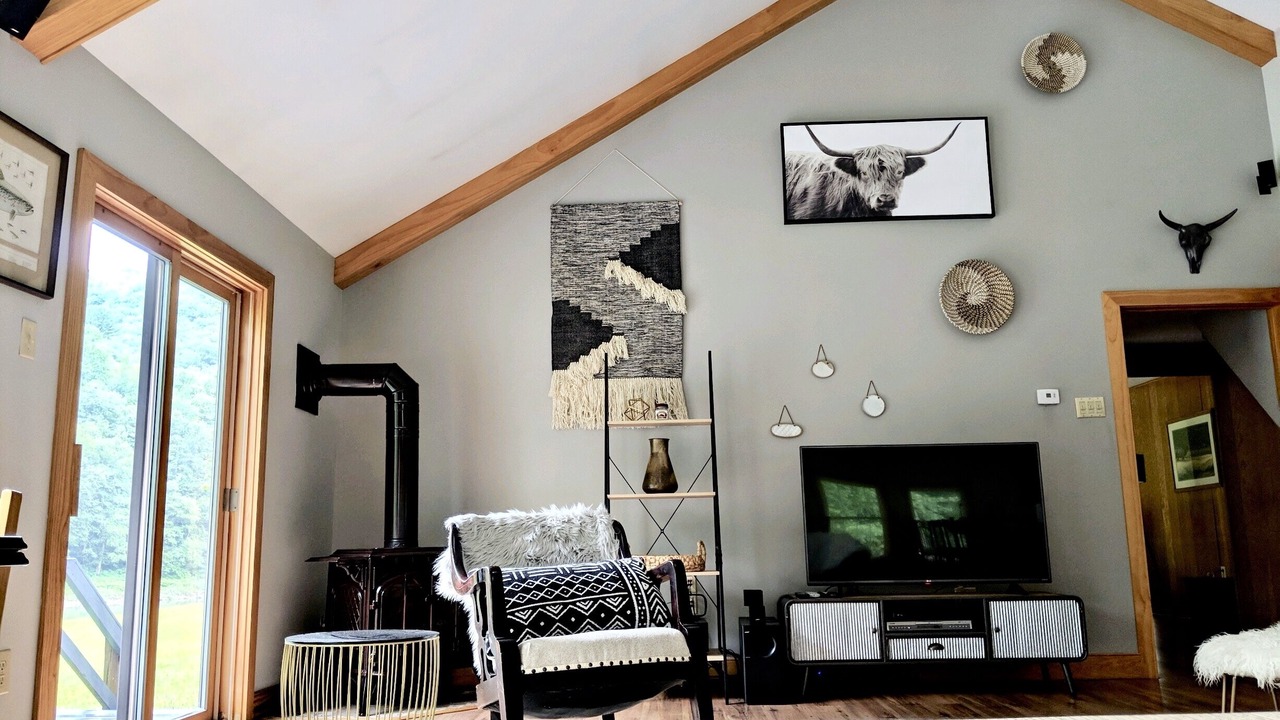 Photo of Livingroom in Drifting
