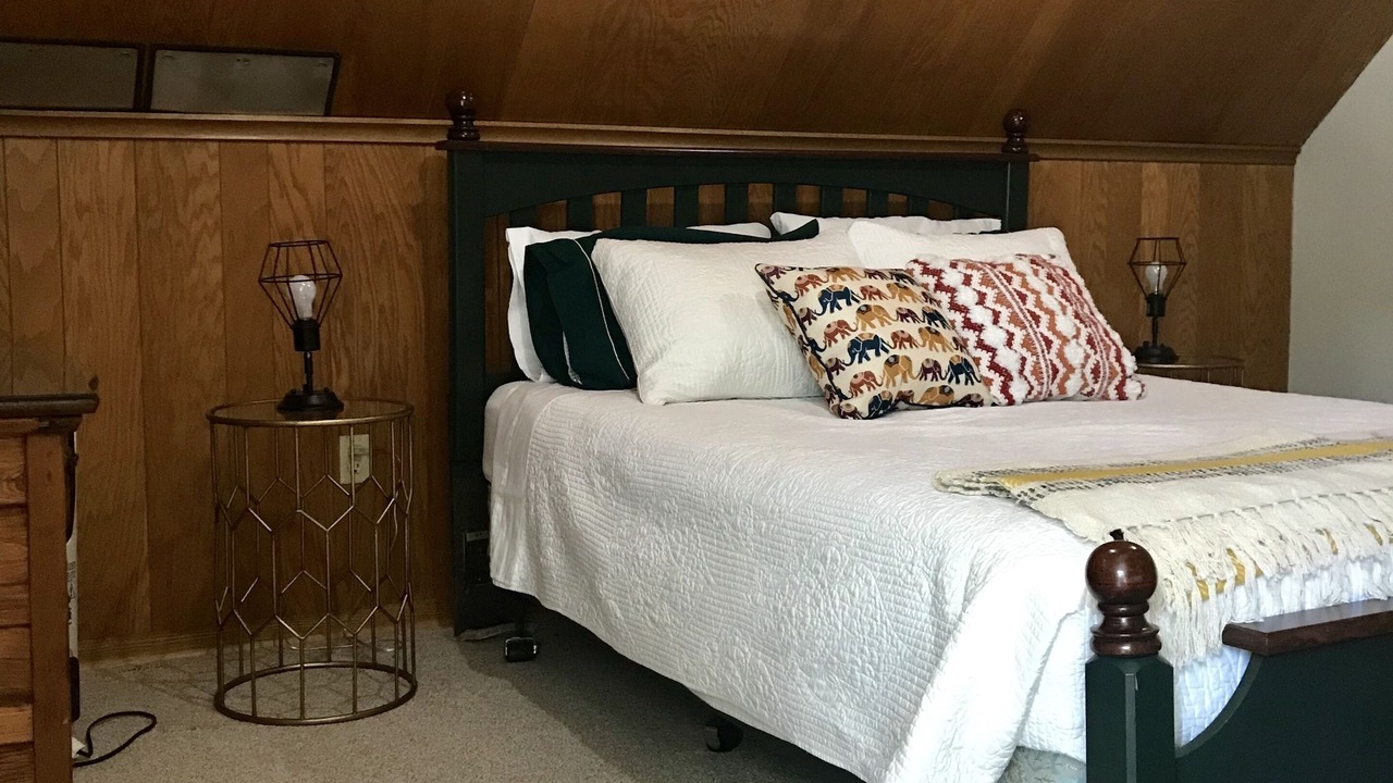 Photo of Bedroom in Drifting