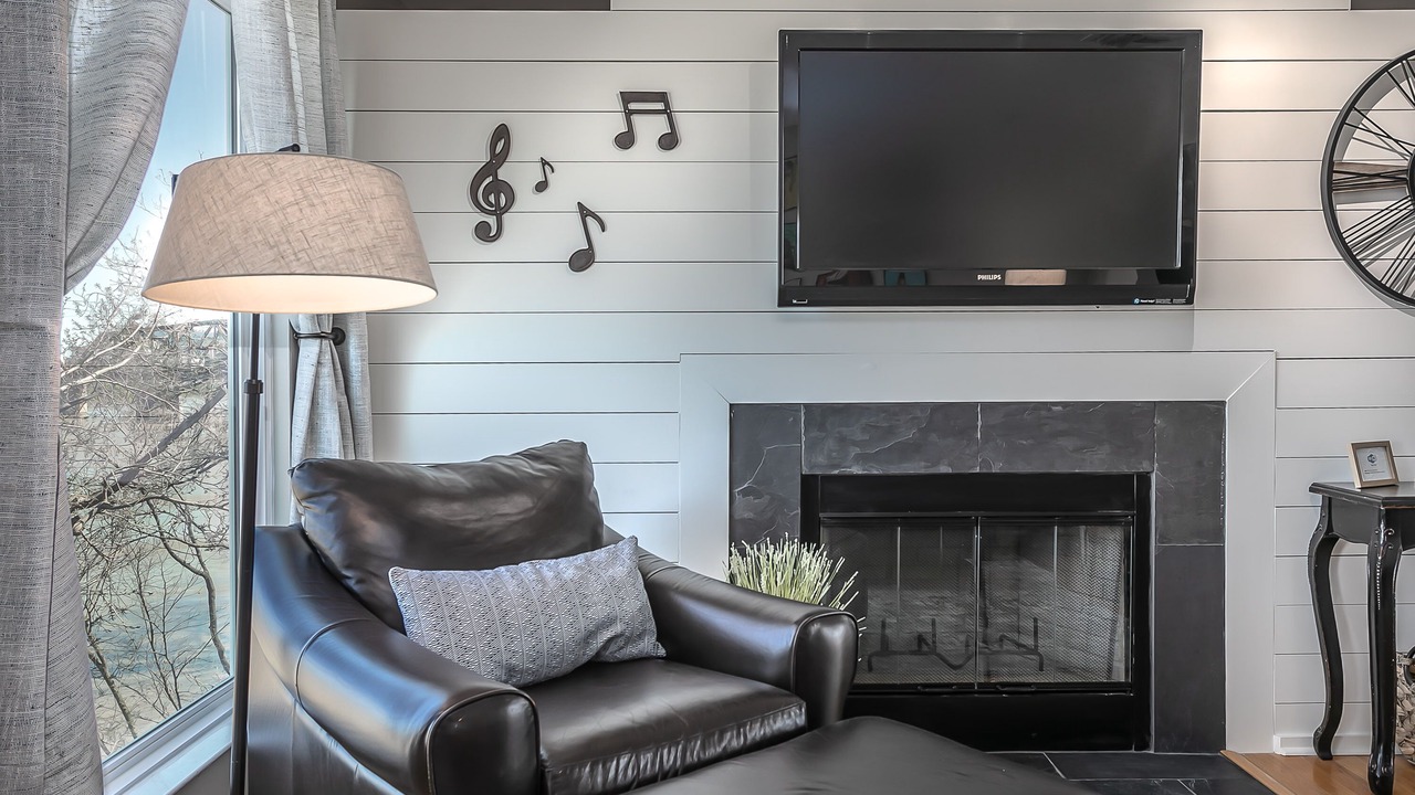 Photo of Livingroom in North Capitol