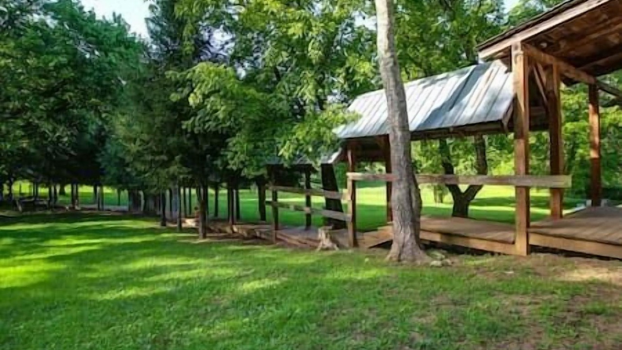 Photo of Outdoor in Franklin