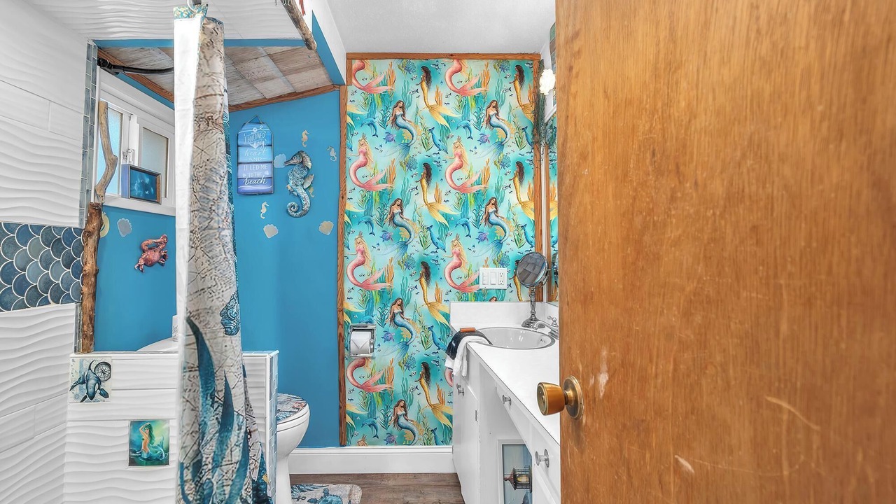 Photo of Bathroom in Nelscott