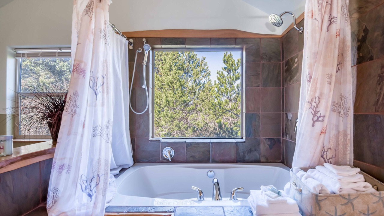 Photo of Bathroom in Yachats