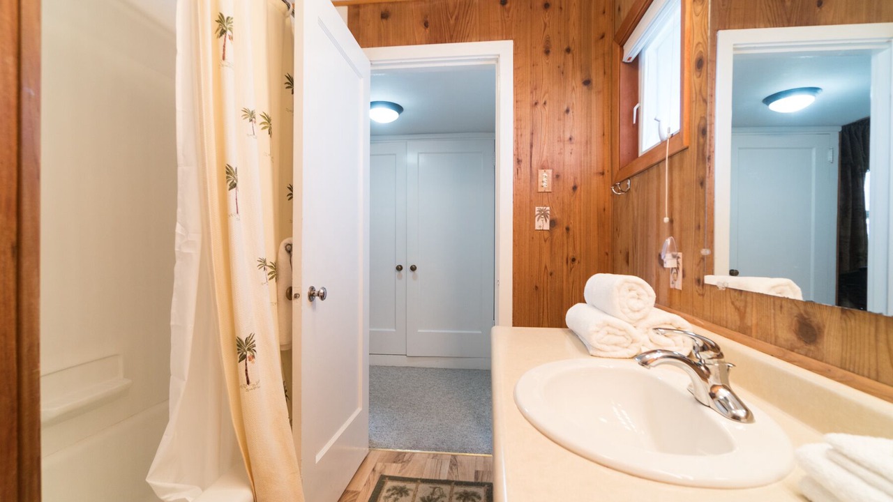 Photo of Bathroom in Seaside