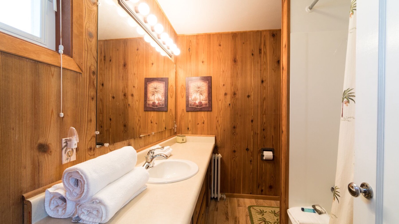 Photo of Bathroom in Seaside