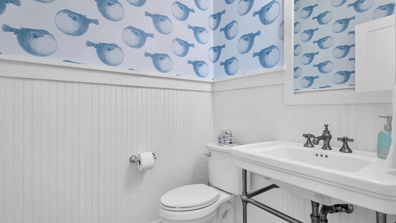Photo of Bathroom in Seaside