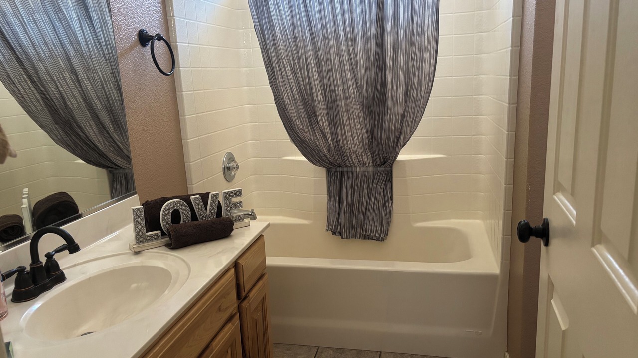 Photo of Bathroom in Bullhead City