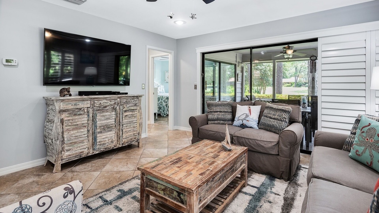 Photo of Bedroom in Miramar Beach