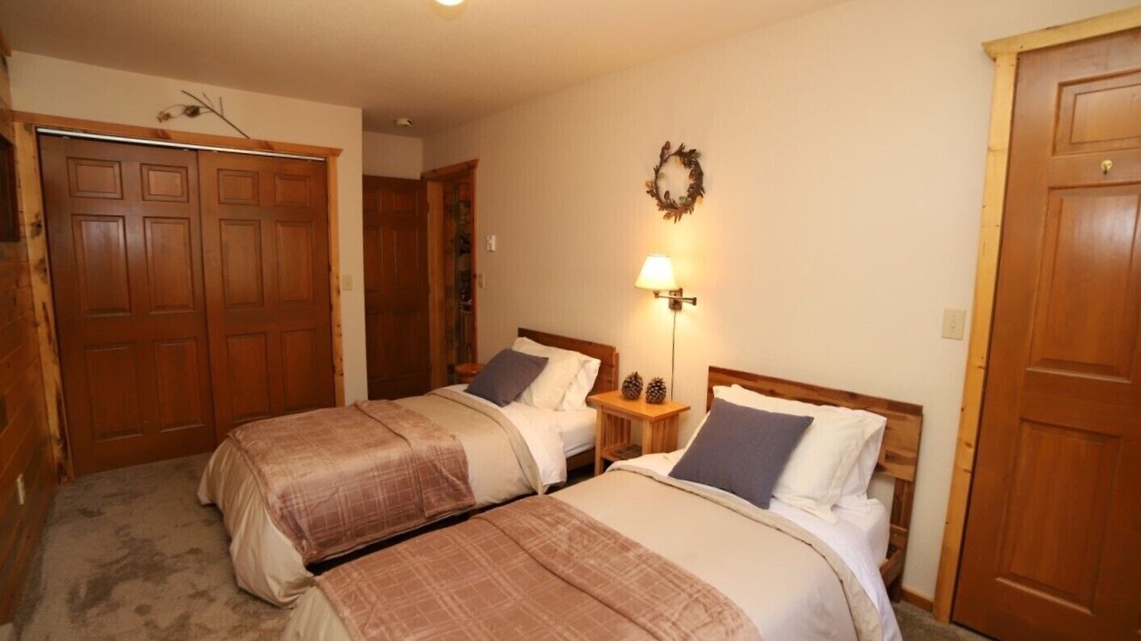 Photo of Bedroom in Rainbow Valley