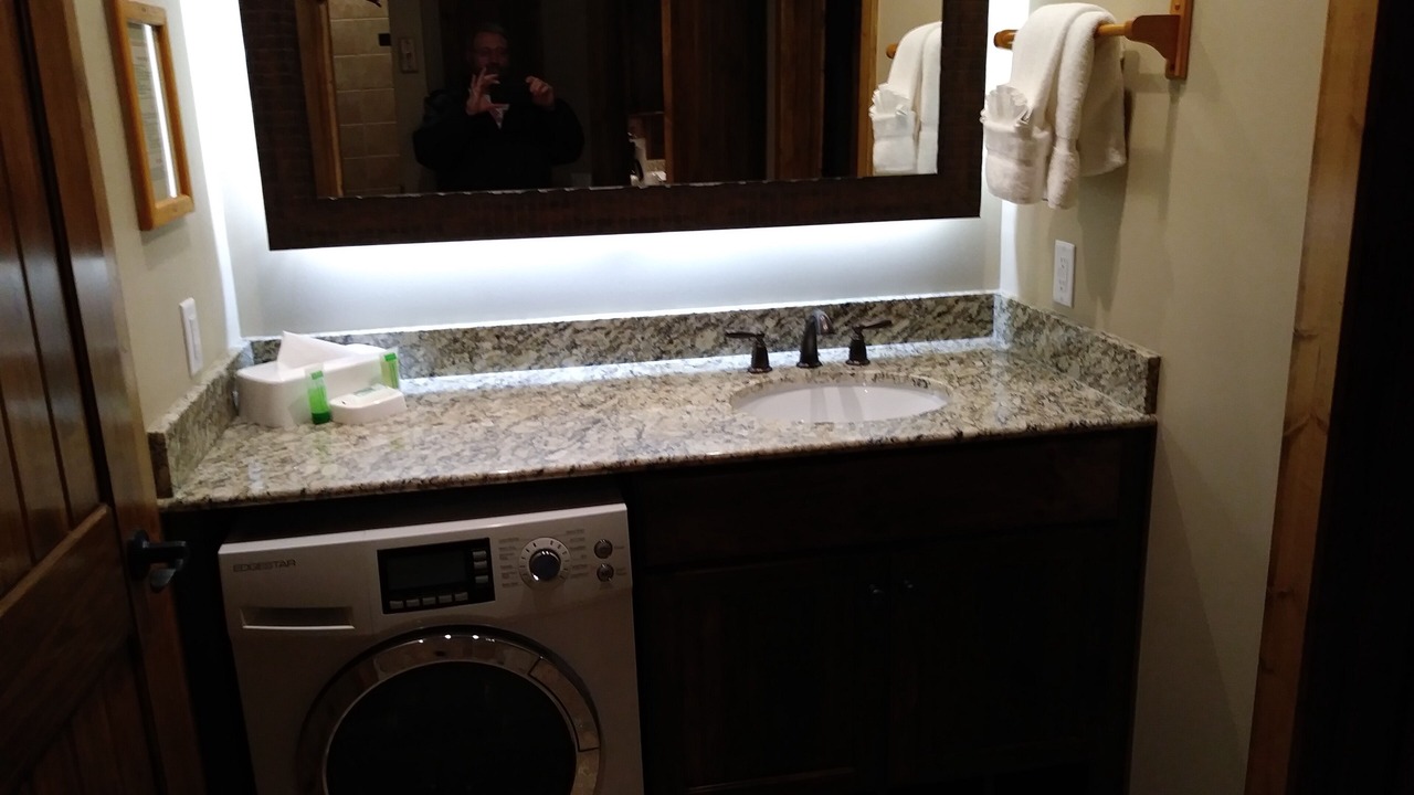 Photo of Bathroom in Gatlinburg