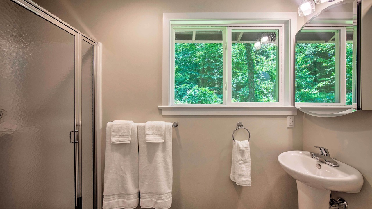Photo of Bathroom in Fort Indiantown Gap