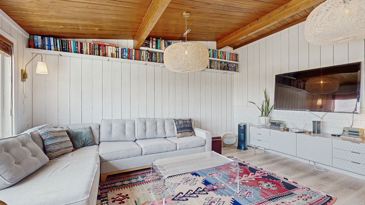 Photo of Livingroom in Cape Meares