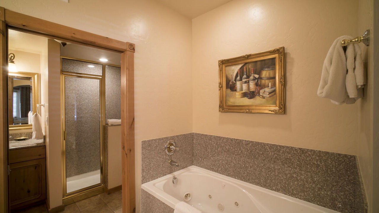 Photo of Bathroom in Midway