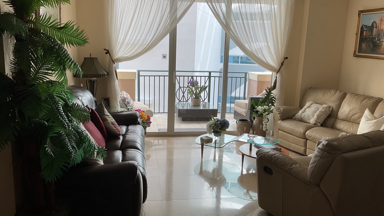 Photo of Livingroom in Sunny Isles Beach