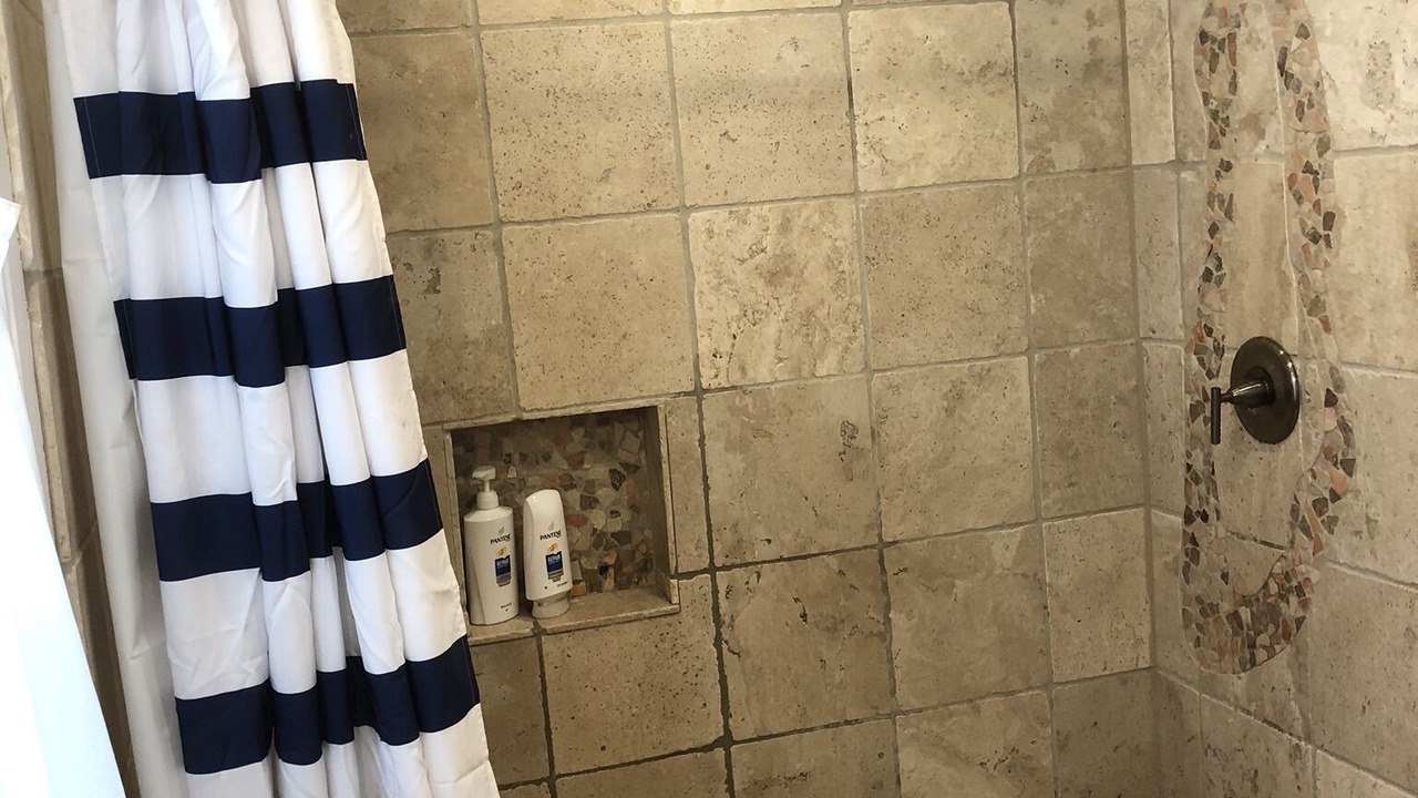 Photo of Bathroom in Dicken